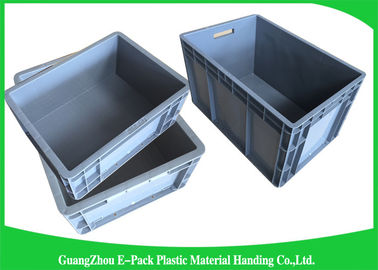 WarehouseEuro estándar que apila los envases que mueven el almacenamiento Grey Light Weight