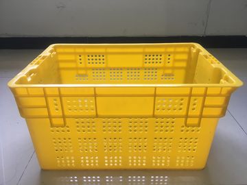 Cajones plásticos durables de la comida, apilando la legumbre de fruta de la jerarquización PP Mesh Crates DC Warehouse