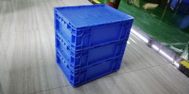 Volúmenes de ventas plásticos con bisagras de Tote Boxes Blue Color Stacking del almacenamiento de las tapas