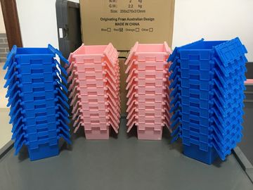 Jerarquía plástica tamaño pequeño Tote Boxes Attached Lids de la pila de 120*80*60 milímetro