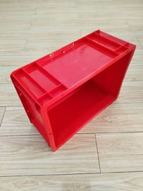Euro rojo plástico de la Virgen que apila el transportador de los envases 400*300 milímetro que clasifica la opción de las tapas del sistema